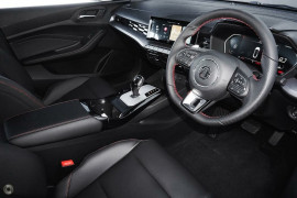 2024 MG MG5 AP32 Essence Sedan