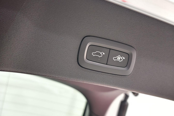 2022 MY23 Volvo C40 XK Recharge Twin SUV Image 26
