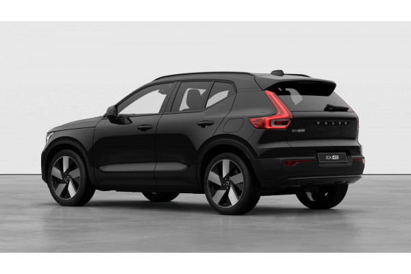 2026 Volvo EX40  Ultra Single Motor Extended Range SUV Image 3