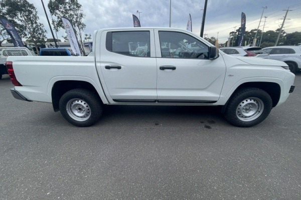 2024 MY24.5 Mitsubishi Triton MV GLX Ute
