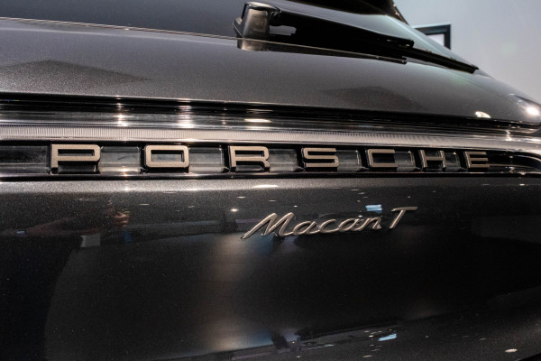 2023 Porsche Macan 95B T SUV