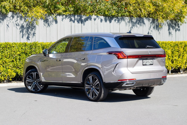 2026 MG QS Essence SUV Image 3