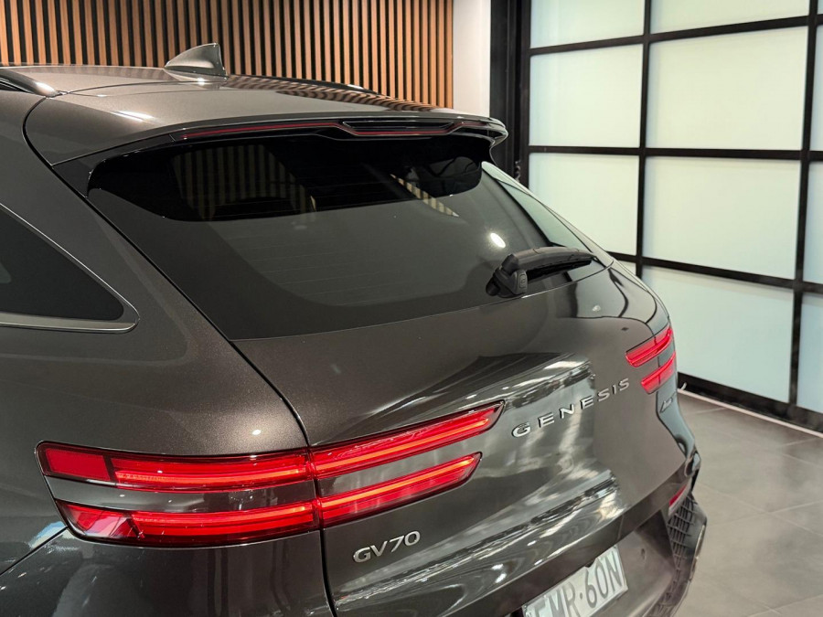 2024 Genesis GV70 JK.V2 3.5T AWD Sport SUV Image 7