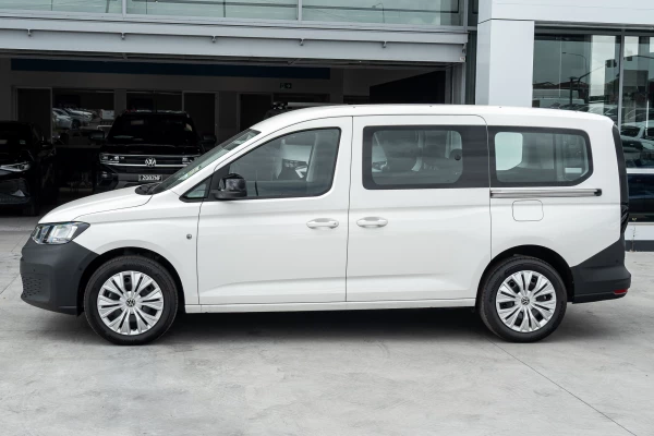 2026 MY25 Volkswagen Caddy 5 Crewvan Van Image 3