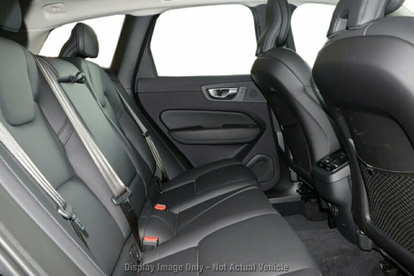 2025 Volvo XC60 UZ Plus B5 SUV Image 6