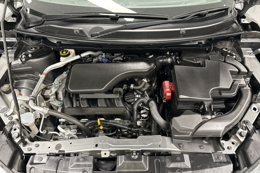 2020 Nissan QASHQAI Midnight Edition Wagon Image 11