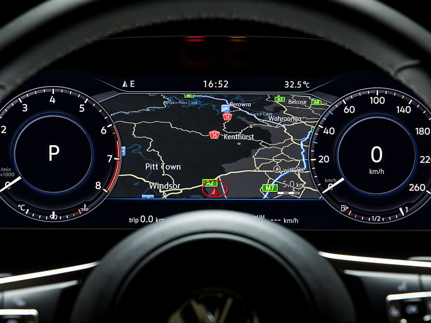 Everything you need right in front of you Active Info Display Image