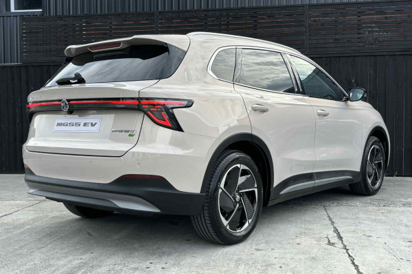 2026 MY25 MG MGS5 EV ZS3EM Essence 62 SUV Image 3