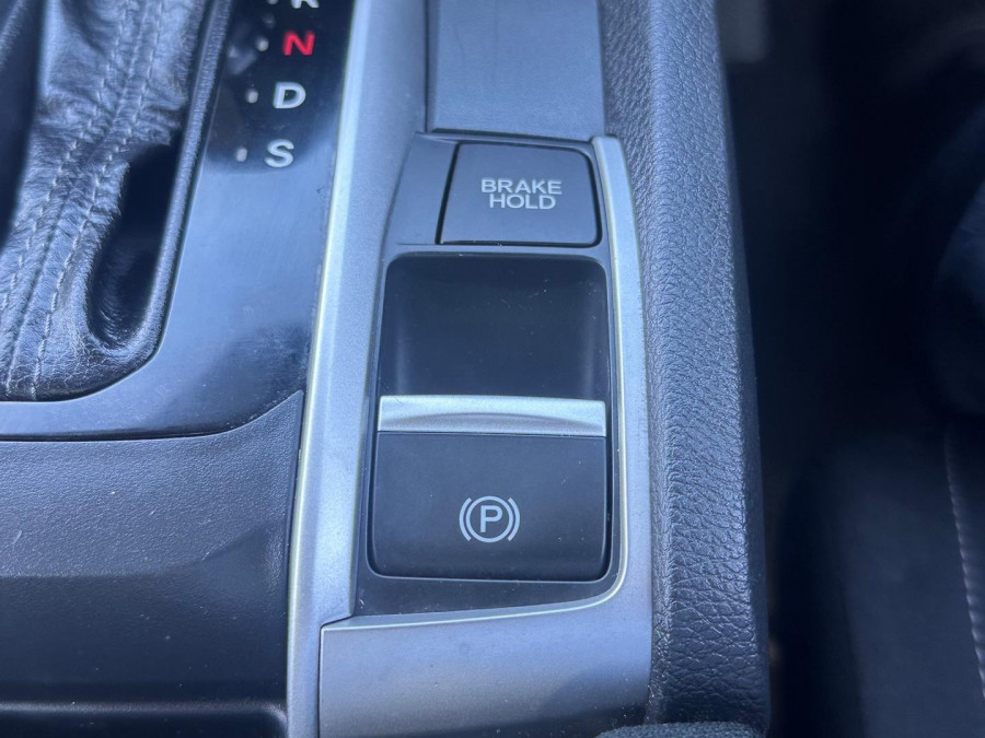 2016 Honda Civic 10th Gen VTi-L Sedan Image 27