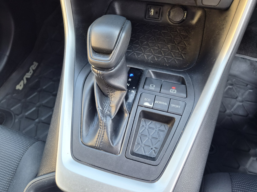 2019 MY21 Toyota RAV4 AXAH52R GX SUV Image 13