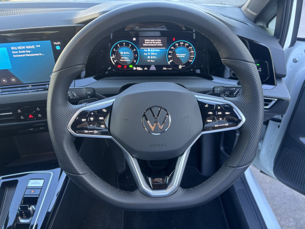 2024 [THIS VEHICLE IS SOLD] image 12