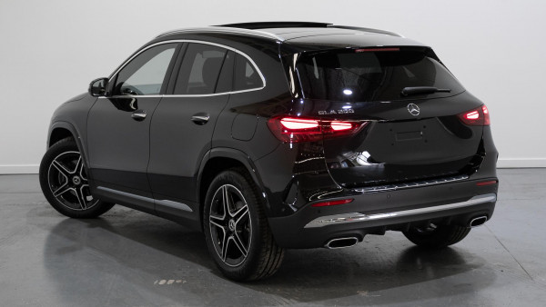 2026 Mercedes-Benz GLA-Class H247 GLA200 SUV image 2