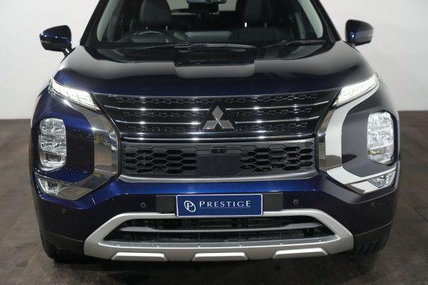 2022 Mitsubishi Outlander Aspire SUV image 3