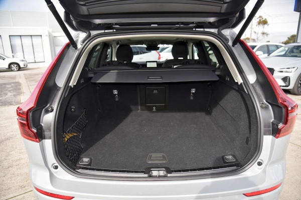 2025 MY26 Volvo XC60 UZ Plus B5 Bright SUV Image 19
