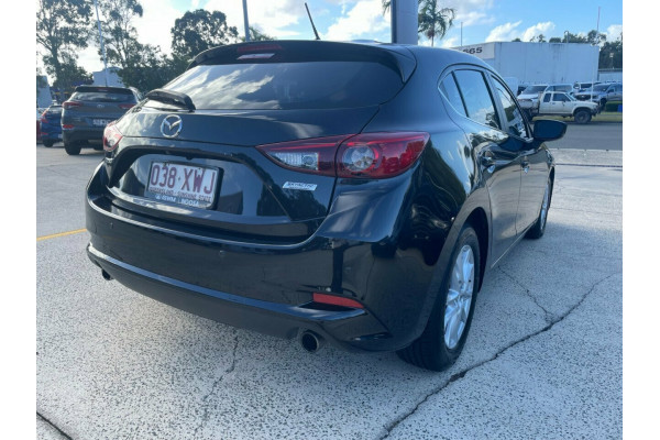 2017 Mazda 3 BN5278 Touring Sedan Image 5