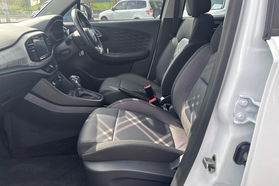 2022 MG MG3 SZP1 Core Hatch Image 12