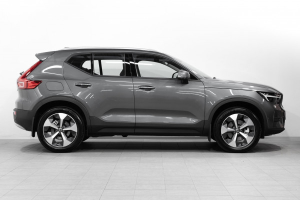 2026 Volvo XC40 XZ Plus B4 SUV Image 3
