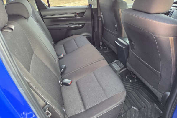 2020 Toyota HiLux  SR Dual Cab Ute Image 10