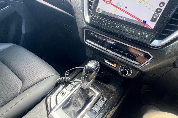 2020 MY21 Isuzu D-MAX RG X-TERRAIN Ute Image 16