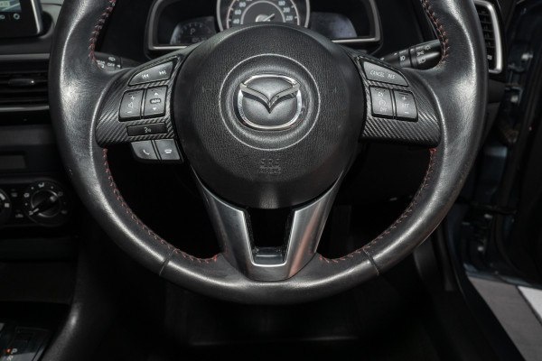 2015 Mazda 3 BM Series Maxx Hatch Image 11
