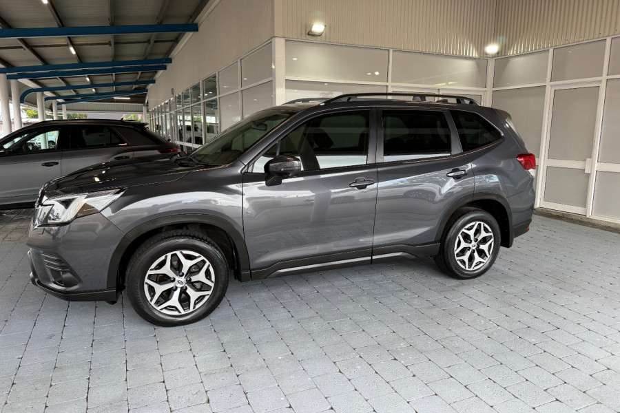 2022 Subaru Forester S5 2.5i-L SUV Image 10