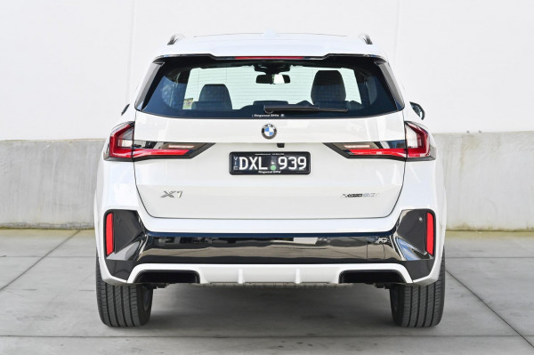 2026 BMW X1 U11 xDrive20i M Sport SUV image 3