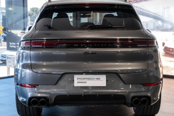 2024 MY25 Porsche Cayenne Turbo E-Hybrid SUV
