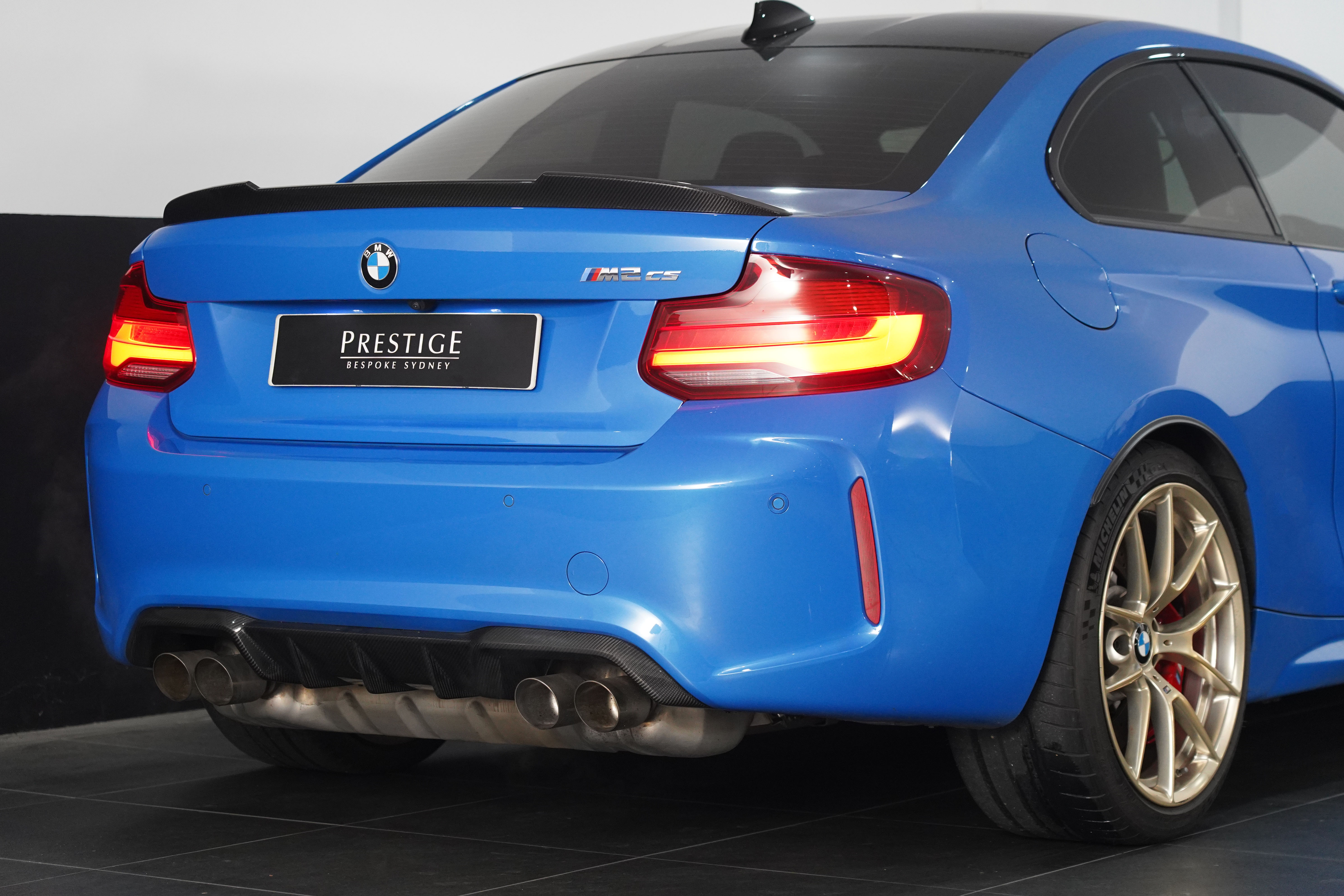 2020 BMW M2 Cs Coupe Image 18
