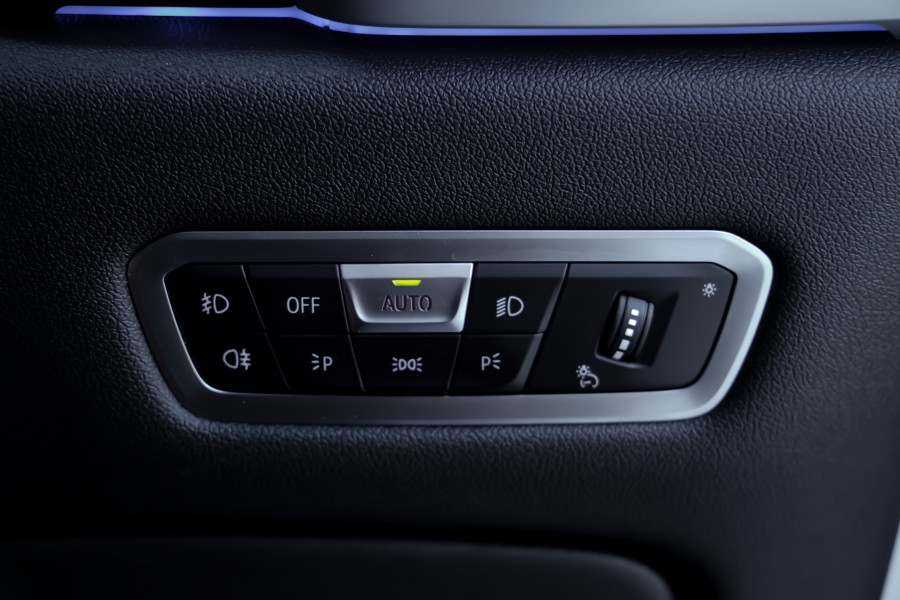 2019 BMW X5 G05 xDrive40i SUV Image 18