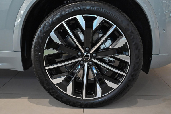 2026 Volvo XC90 L Series Ultra B5 Dark SUV Image 22