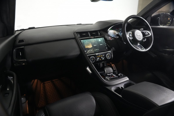 2021 Jaguar E-PACE P250 R-Dynamic SE SUV Image 12