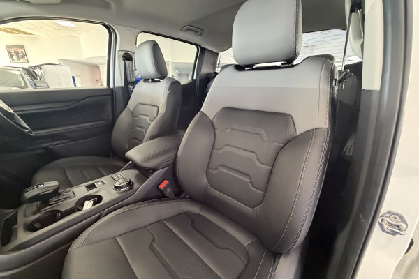 2026 MY26.5 Ford Ranger Super Duty  XLT Cab Chassis Image 18