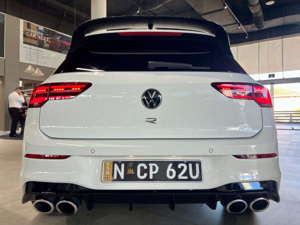 2024 Volkswagen Golf 8 R Hatch image 5