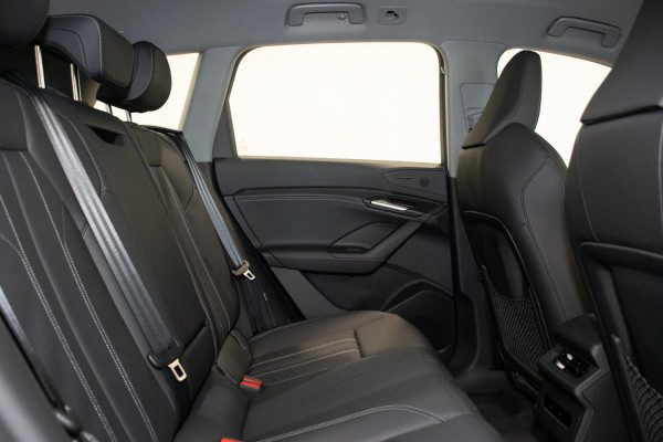 2026 Audi Q6 e-tron SUV image 10