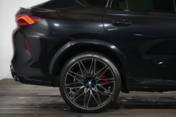 2021 BMW X6 M Competition SUV Image 6