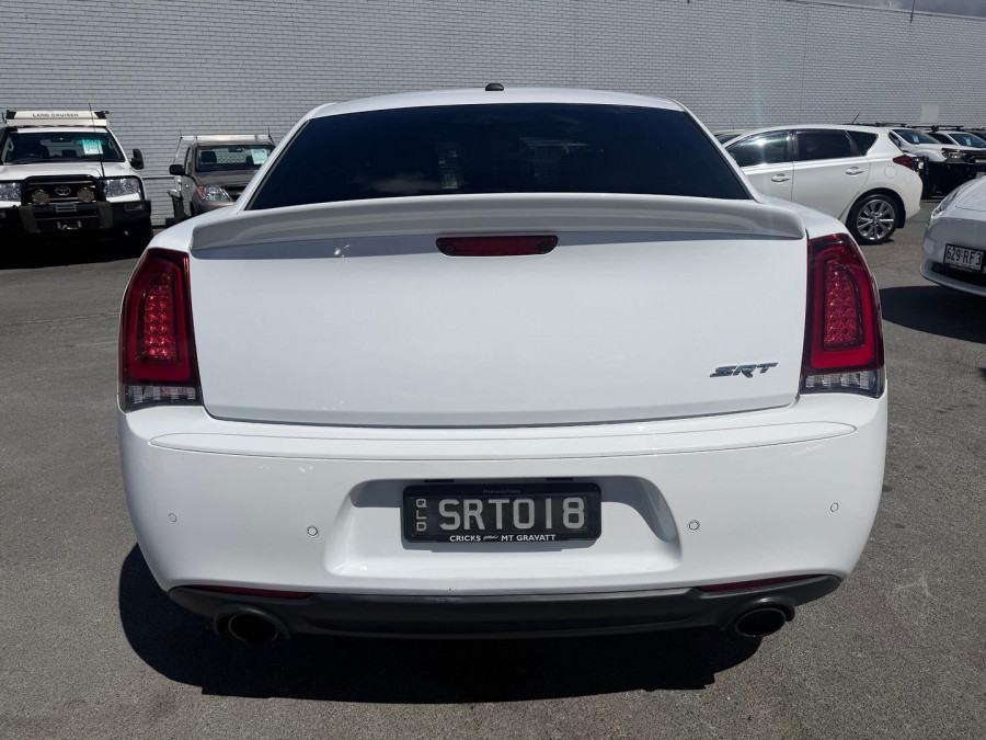 2018 MY19 Chrysler 300 LX SRT Sedan Image 9