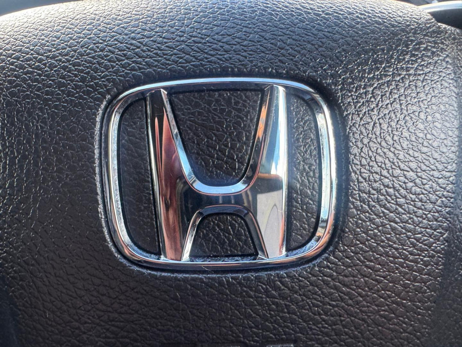 2018 Honda Civic 10th Gen VTi-S Hatch Image 16