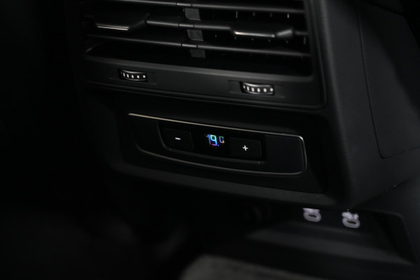 2020 Audi Q7 45 TDI SUV image 28
