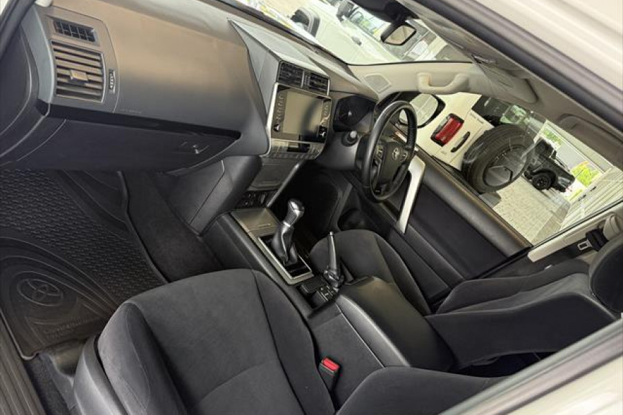 2022 Toyota LandCruiser Prado GDJ150R GXL SUV Image 10
