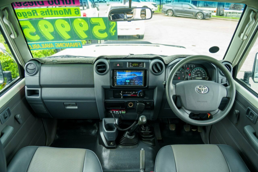 2011 MY13 Toyota LandCruiser VDJ76R WorkMate Wagon Image 14