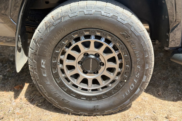 2026 Mitsubishi Triton MV Raider Ute Image 9