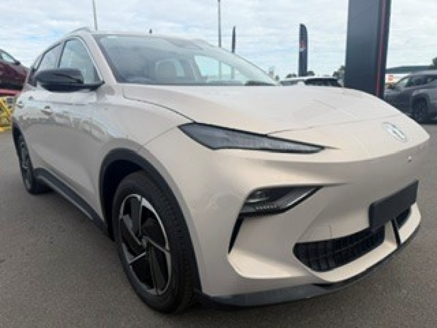 2025 MG MGS5 EV ZS3EM Essence 62 SUV Image 1