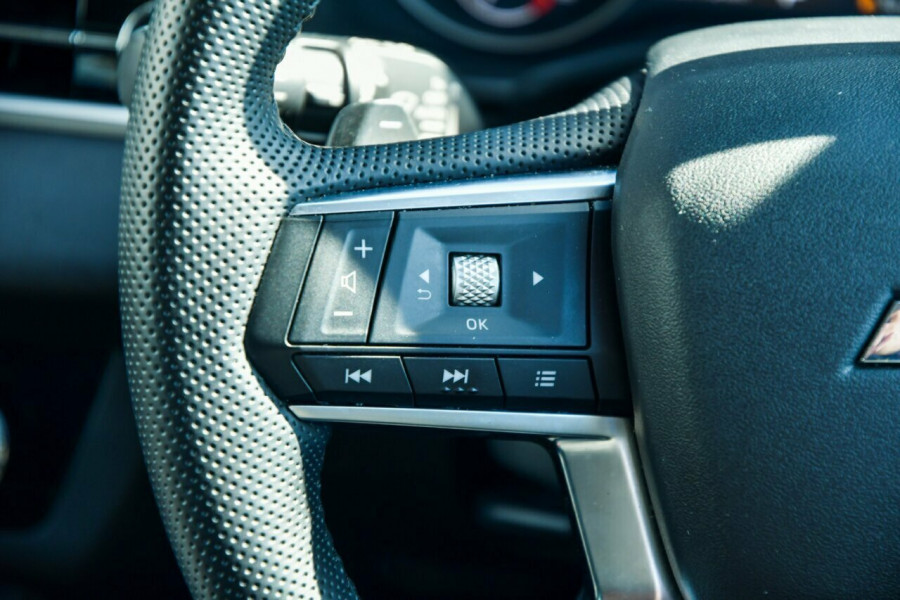 2023 MY24 Mitsubishi Outlander ZM LS SUV Image 11