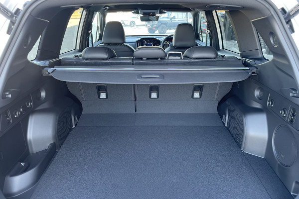 2026 Subaru Forester S6 Hybrid Touring SUV Image 9