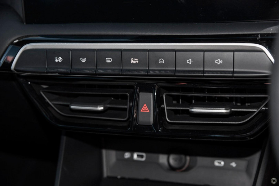 2025 MY25.5 MG MG3 ZP22 Excite Hatch Image 11