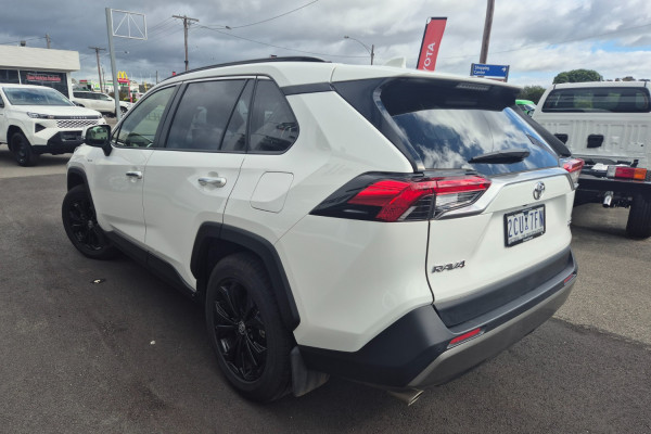 2025 Toyota RAV4 AXAH54R Cruiser SUV Image 9