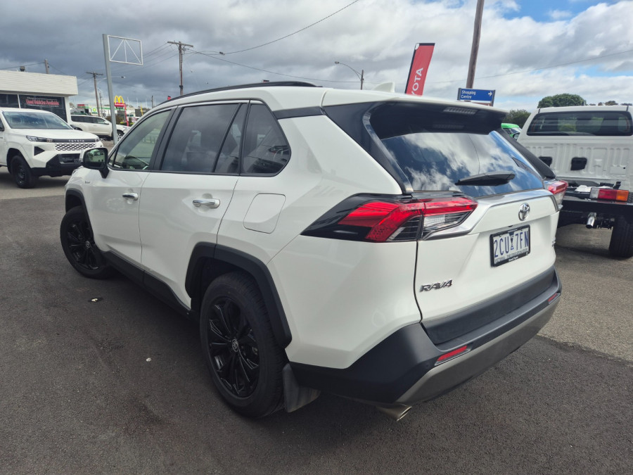 2025 Toyota RAV4 AXAH54R Cruiser SUV Image 9