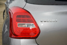 2023 Suzuki Swift AZ Series II GL Hatch image 19