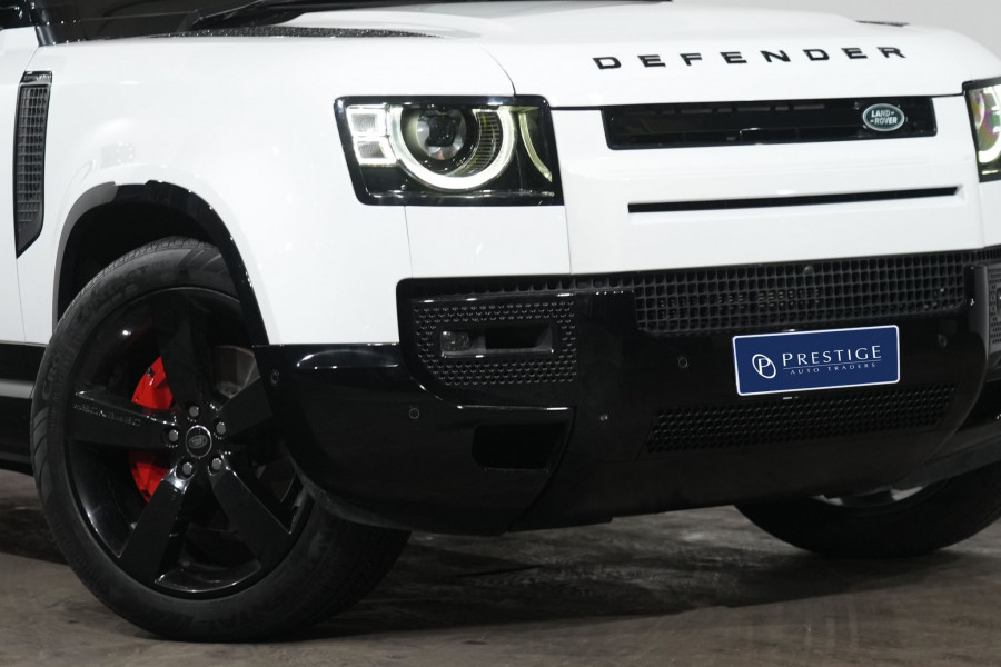 2025 Land Rover Defender L663 110 D350 X-Dynamic HSE SUV Image 2