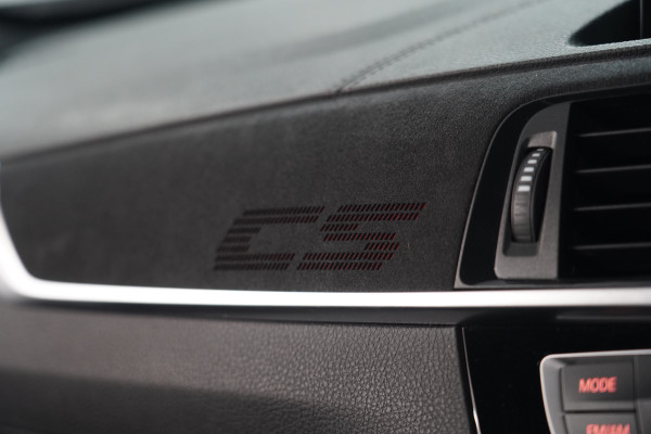 2020 BMW M2 Cs Coupe Image 33